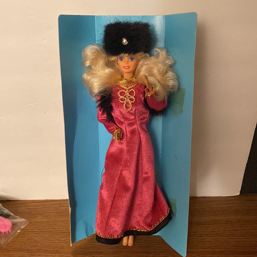 🌟 SOLD 🌟🪆Russian Barbie 🪆 Dolls of the World Collection 🪆 1988 🪆 #1916 🪆